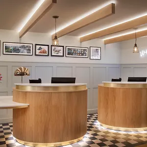 https://leonardo-hotel-chester.hotelsin-chester.com