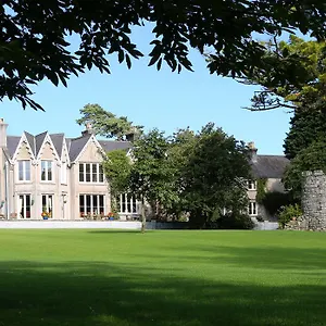 Parc-le-breos House Penclawdd