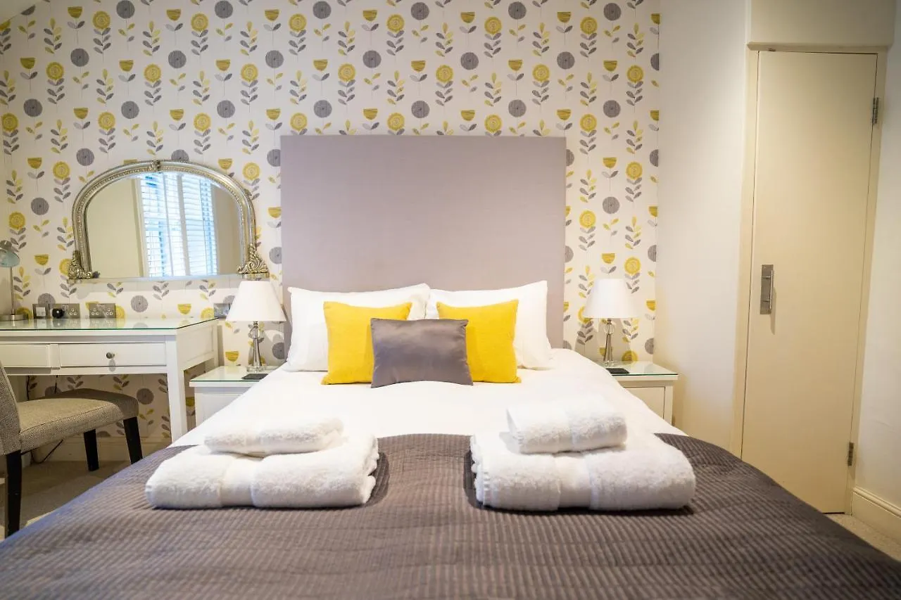 Hotel The Bear & Swan Chew Magna 5*,
